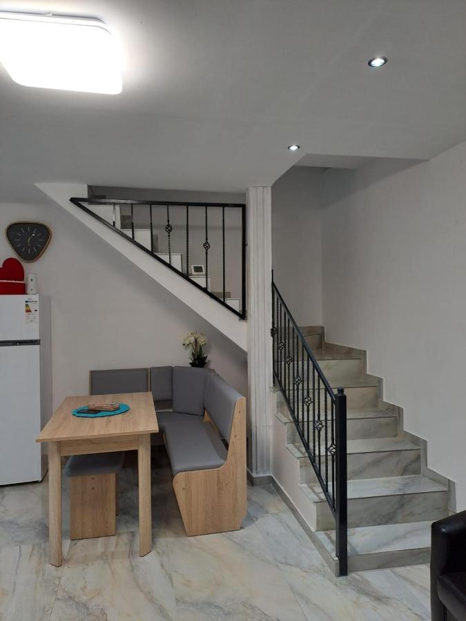 Вилла Mareto House Турда Экстерьер фото